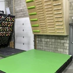 AK Athletic Equipment Aerial Arts Bi-Fold Landing Mat 6' X 6' X 8