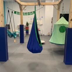 AK Athletic Equipment 4' Tall Four Sided Column Pad, 5