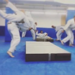 AK Athletic Equipment 4' X 6' X 8