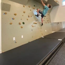 AK Athletic Equipment 4' X 8' X 8