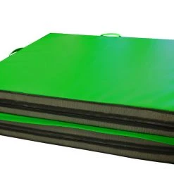 AK Athletic Equipment Landing Mats Throw Mat - 4' X 8' X 6"