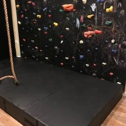 AK Athletic Equipment 4' X 8' X 8